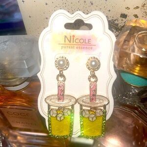 Women’s 🍹earrings💛